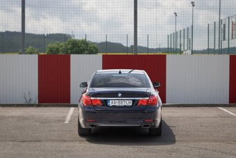 BMW Rad 7 730d (2009) - 7