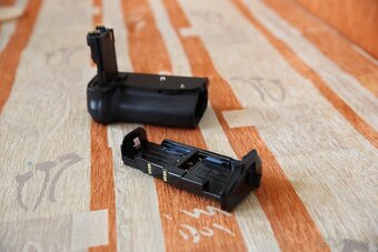 Canon 70D + grip - 7