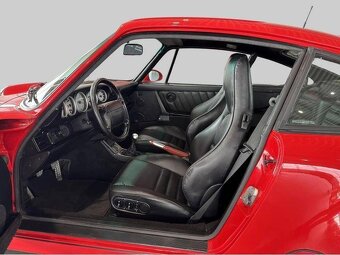 Porsche 911 Carrera 2 (1992) - 7
