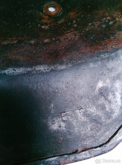 Německá helma M40 - 7
