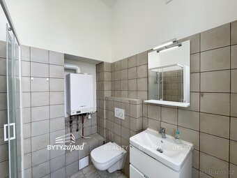Pronájem bytu s garáží a zahradou, 2+kk, 69 m2 na adrese Lit - 7