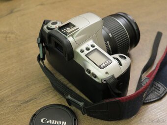 Canon EOS 300 + 28-80 mm II + grip - 7