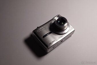 Olympus FE-310 - 7