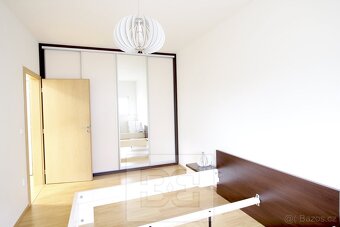 Pronájem bytu 2+kk 59 m2 s garážovým stáním v ceně - 7