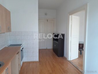 1+1, 50m2, P5, Hlubočepy, Na Zlíchově, částečně zařízený byt - 7
