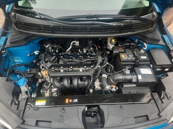 Kia stonic 1,2i r.v 11/2023 naj 20t Benzin - 7