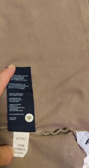 Hnědé dámské tričko Tommy Hilfiger - 7