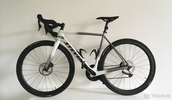 Silniční karbonové kolo Stevens Izoard Pro Disc (2021) – bíl - 7