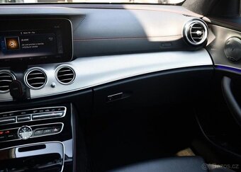 Mercedes-Benz Třídy E 43 AMG PANORAMA AIR K360° - 7