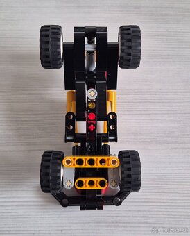 42101 LEGO Technic - Bugina - 7