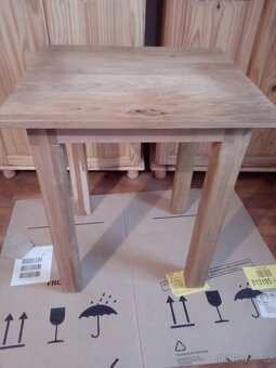 Prodám dubový stůl 65 x 58 cm - 7
