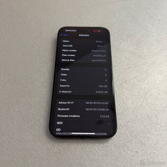 iPhone 15 Pro 256GB, pěkný stav, 12 měsíců záruka - 7