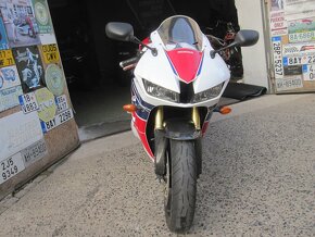 HOnda CBR 600RR - 7