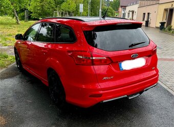 Ford Focus Combi edice Red & Black - 7