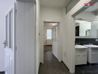 Pronájem bytu 3+1, 75 m², Napajedla, ul. 2. května - 7