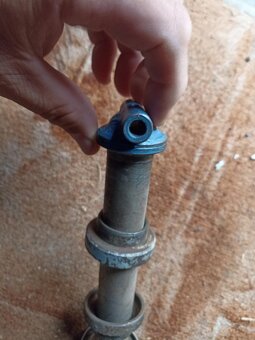 Zadní odrazka,víko spojkové, Stadion s11 - 7