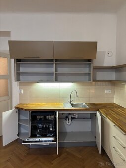 Designová kuchyňská linka zhotovená truhlářem na míru - 7