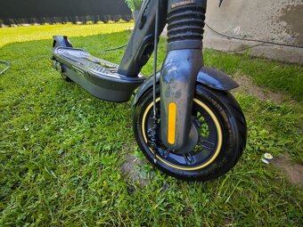 Ninebot max g2 - 7