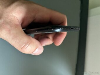 IPhone SE 2020 64 GB - 7