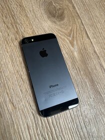 Apple iPhone 5 16GB - 7