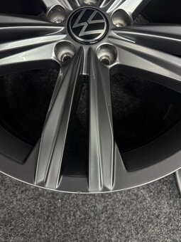 Alu VW 5x112 18” 3G8601025N - 7
