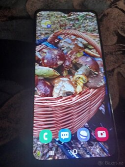 Samsung Galaxy - 7