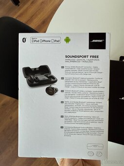 Bezdrátová sluchátka Bose Soundsport free top stav - 7