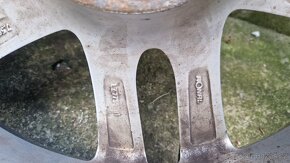 Prodám Alu kola 17 "rozteč 5x120 ET 35 - Ronal - 7