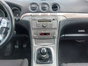 Ford S-max 2,0TDCi 103kW 7-MÍST AUTO A/C - 7