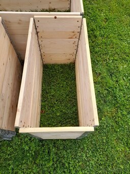 Vyvýšené záhony stavebnicové, paletové ohrádky - 7