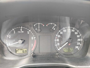 Skoda Octavia 1.8T kombi, climatronic, vyhřevy - 7