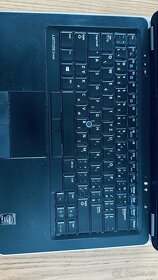 Dell E7440 - 7