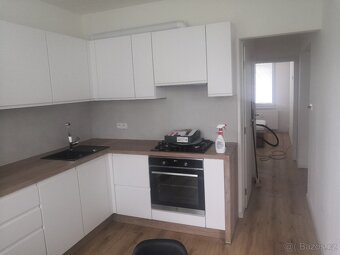 Pronájem bytu 3+1 64m2 Východ Uh. Hradiště - 7