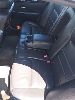 Lincoln TownCar SignatureSeries 4,6i V8 161kW - 7