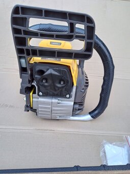 Prodám benzínovou řetězovou pilu TEXAS TS 4518, - 7