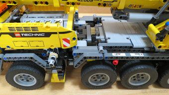 LEGO 42009 Mobilní jeřáb MK II - 7