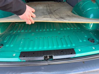 VW Transporter T5 1.9 TDI TOP STAV - 7