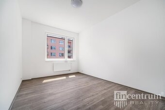 Prodej bytu 2+kk 73 m2 Moskevská, Karlovy Vary - 7
