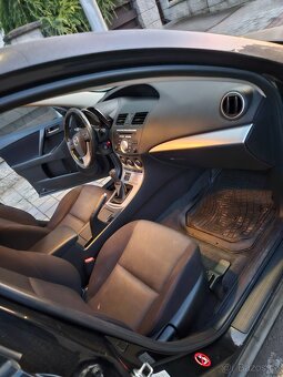 Mazda 3 - 7