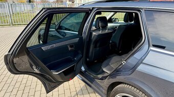 Mercedes-Benz Třídy E//350CDI//190kW//AMG//VZDUCH//4MATIC// - 7
