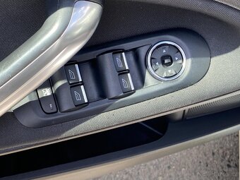 Ford Mondeo 2.0TDCi , 103 kW nafta, 2011 - 7