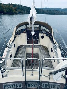 Dánská kajutová plachetnice Bandholm 27 s vlekem - 7