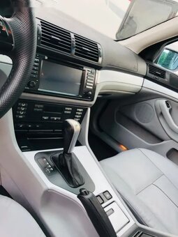 BMW Řada 5, E39 540i - 7