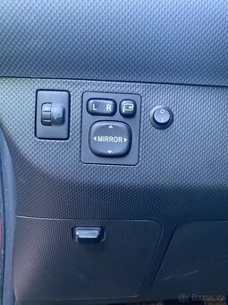 Toyota Urban Cruiser / Yaris - 7