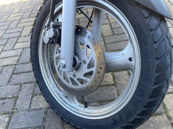 Honda Varadero - 125 - 2005 - 7