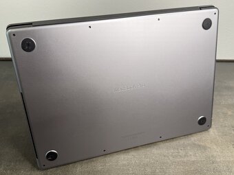 MacBook Pro 16'' 2021 / M1 Pro / 16GB / 512GB SSD - DPH - 7