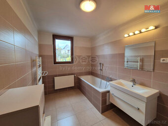 Prodej rodinného domu, 178 m², Hýskov, ul. Budovatelská - 7