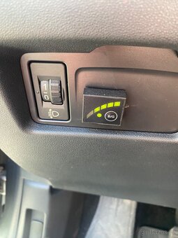 Citröen C4 1.6 Vti Benzín + LPG 88Kw - 7