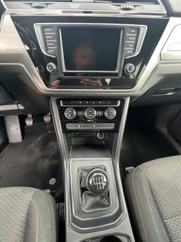 VW Touran - 7