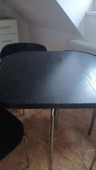Prodám jídelní stůl a židle - 7